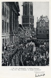 350684 Afbeelding van een dankbetuiging aan de geallieerden met een foto va de intocht van de militairen van het 49th ...